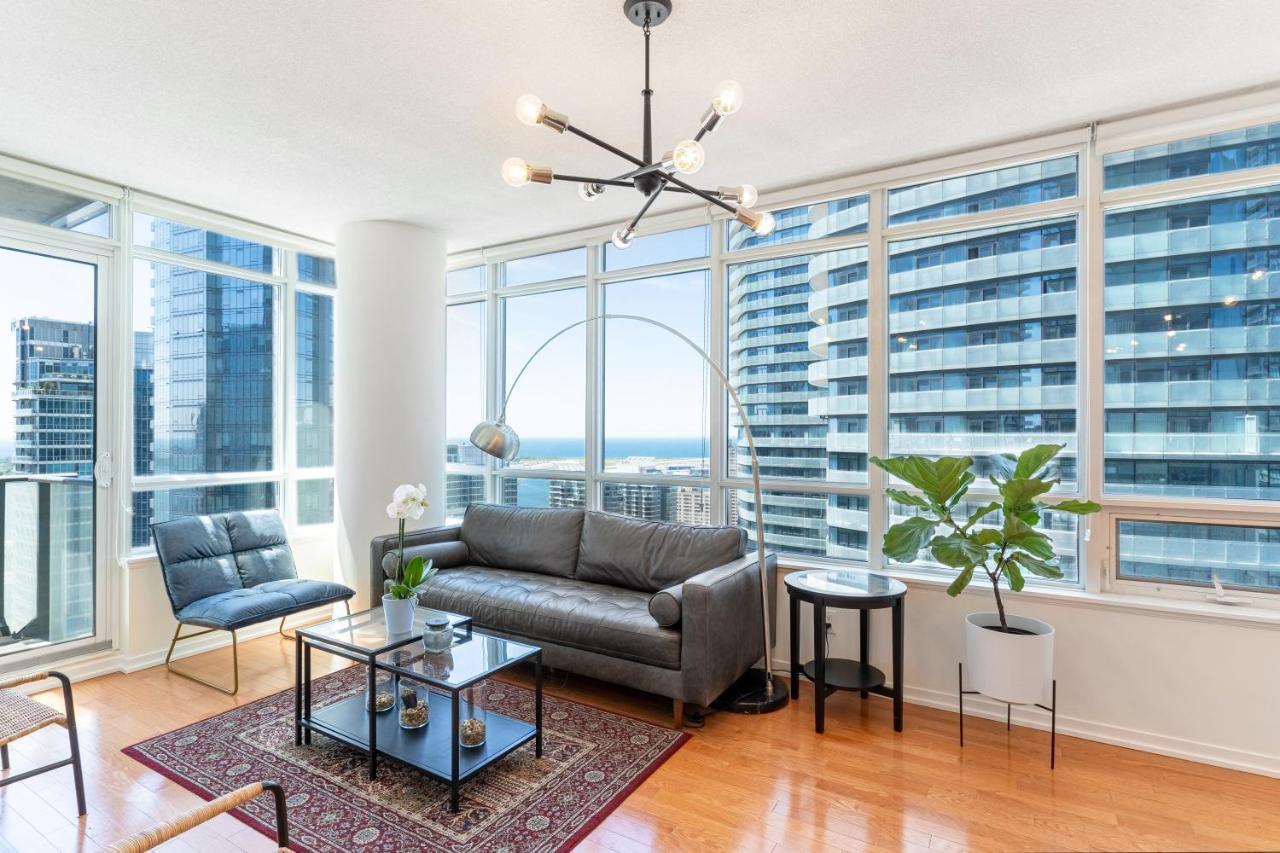Aparthotel Beautiful Modern Toronto Luxurious Scotiabank Arena Esterno foto