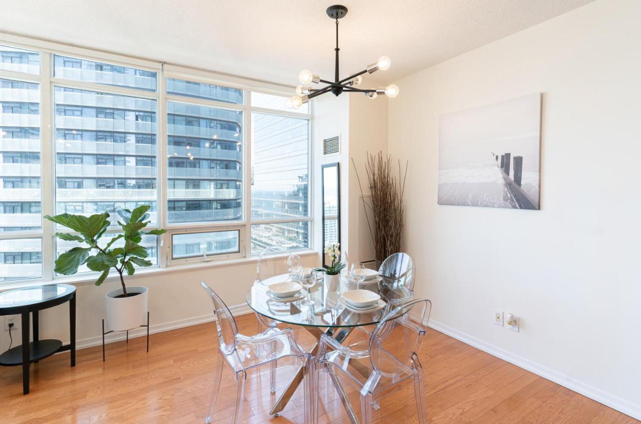 Aparthotel Beautiful Modern Toronto Luxurious Scotiabank Arena Esterno foto
