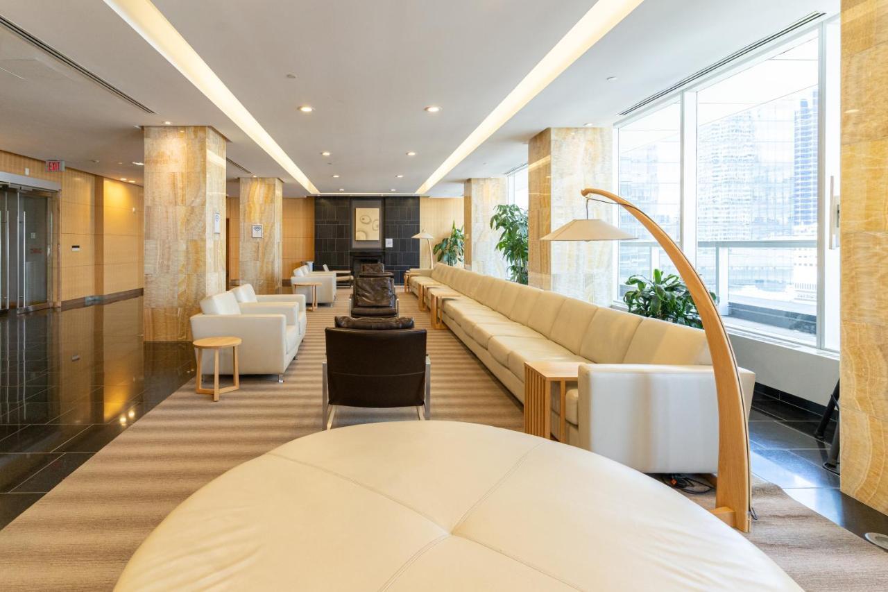 Aparthotel Beautiful Modern Toronto Luxurious Scotiabank Arena Esterno foto